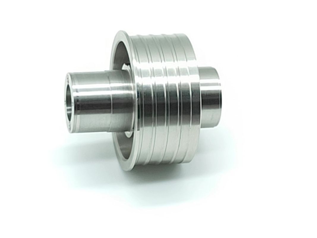 เครื่องแปรรูป CNC ที่ทําตามสั่ง สแตนเลส เครื่องปั่น เครื่องหมุน ชิ้นส่วนแม่นยํา CNC Milling อุปกรณ์เสริมเครื่องจักรยานยนต์